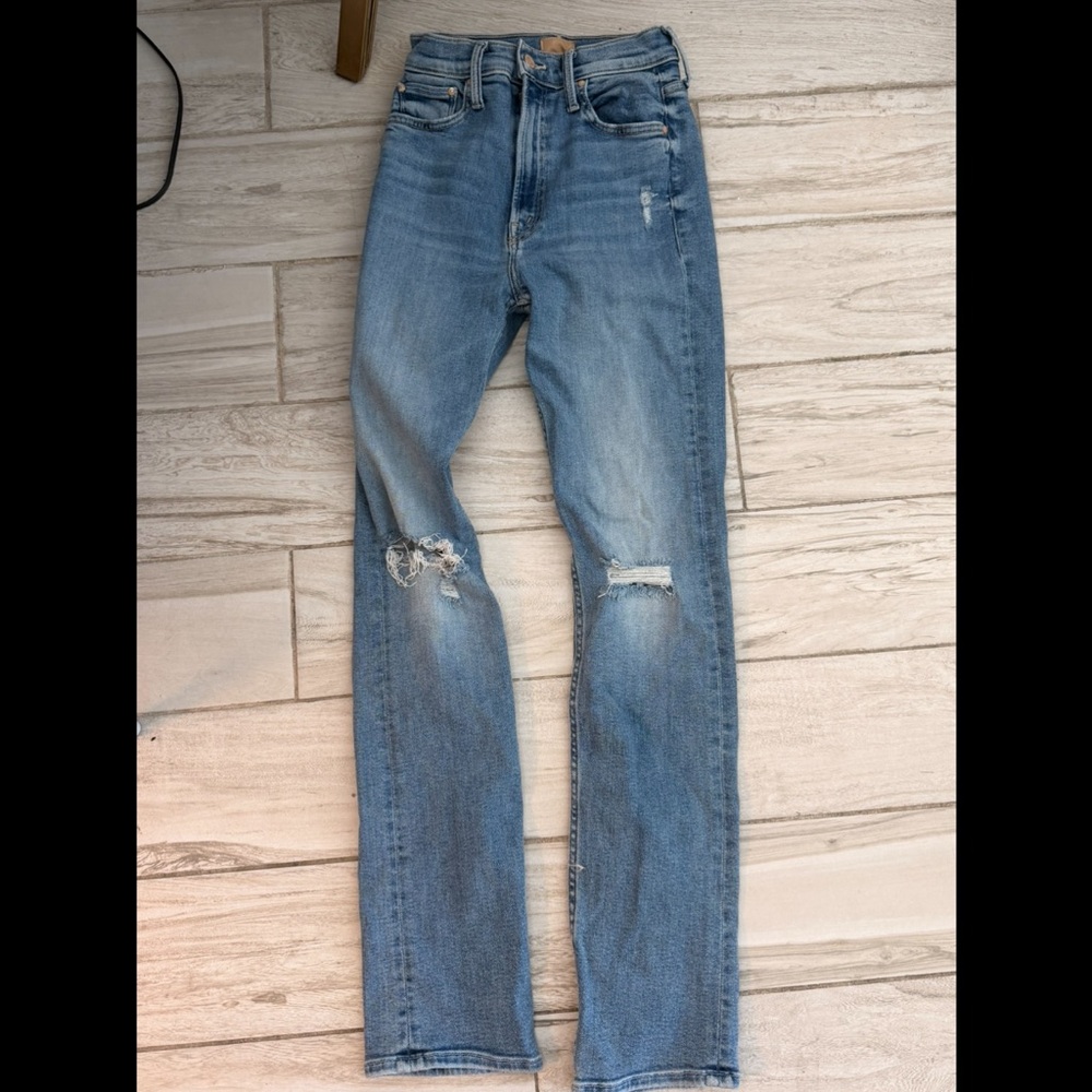MOTHER Women’s Light Blue Straight-Leg Distressed Jeans